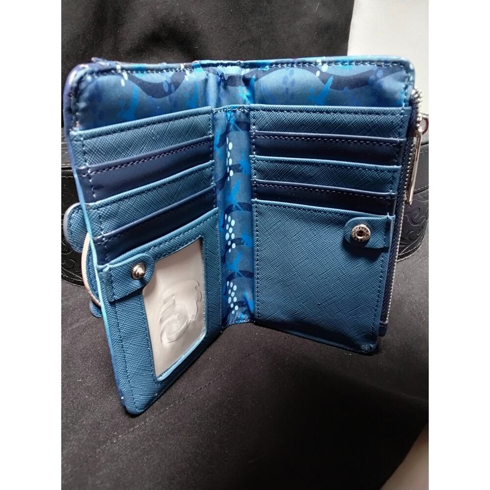 LOUNGEFLY DREAMWORKS How to train your Dragon Toothless & Fury Wallet - Picture 5 of 8
